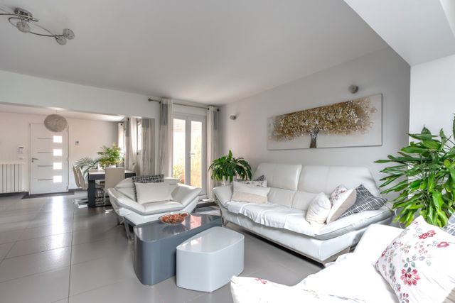 maison à vendre - 6 pièces - 139.35 m2 - VILLIERS SUR MARNE - 94 - ILE-DE-FRANCE - Century 21 Immobilière De Coeuilly
