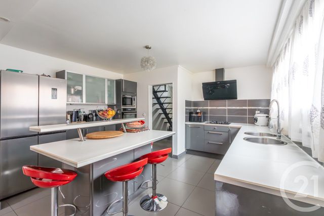 maison à vendre - 6 pièces - 139.35 m2 - VILLIERS SUR MARNE - 94 - ILE-DE-FRANCE - Century 21 Immobilière De Coeuilly