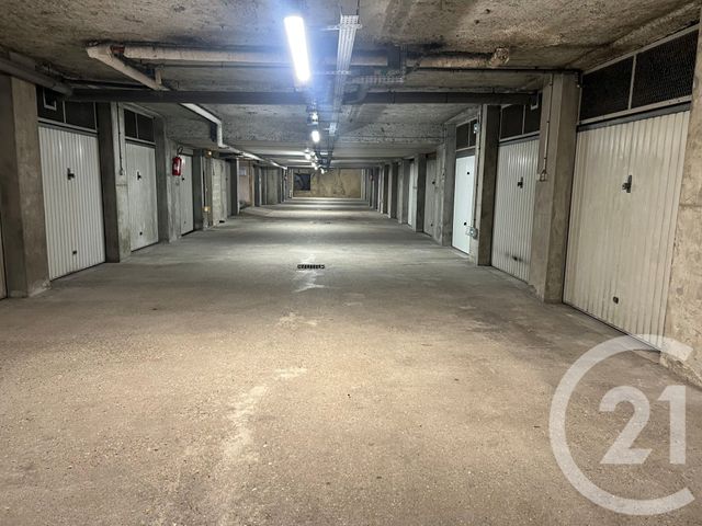 parking à louer - 24.0 m2 - VILLIERS SUR MARNE - 94 - ILE-DE-FRANCE - Century 21 Immobilière De Coeuilly