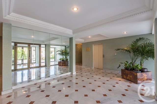 Appartement F4 à louer - 4 pièces - 93.56 m2 - LE PLESSIS TREVISE - 94 - ILE-DE-FRANCE - Century 21 Immobilière De Coeuilly