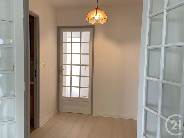 Appartement F4 à louer - 4 pièces - 93.56 m2 - LE PLESSIS TREVISE - 94 - ILE-DE-FRANCE - Century 21 Immobilière De Coeuilly