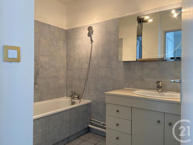 Appartement F4 à louer - 4 pièces - 93.56 m2 - LE PLESSIS TREVISE - 94 - ILE-DE-FRANCE - Century 21 Immobilière De Coeuilly