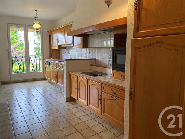 Appartement F4 à louer - 4 pièces - 93.56 m2 - LE PLESSIS TREVISE - 94 - ILE-DE-FRANCE - Century 21 Immobilière De Coeuilly