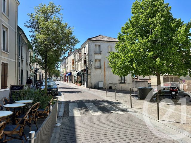 Appartement F1 à vendre - 1 pièce - 20.55 m2 - NOISY LE GRAND - 93 - ILE-DE-FRANCE - Century 21 Immobilière De Coeuilly