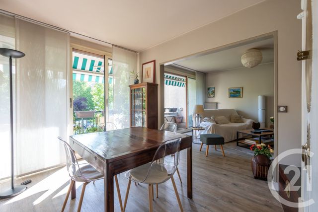 Appartement F4 à vendre - 4 pièces - 74.43 m2 - VILLIERS SUR MARNE - 94 - ILE-DE-FRANCE - Century 21 Immobilière De Coeuilly