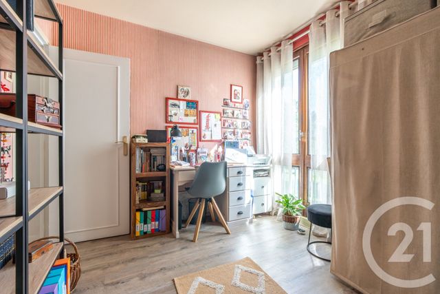 Appartement F4 à vendre - 4 pièces - 74.43 m2 - VILLIERS SUR MARNE - 94 - ILE-DE-FRANCE - Century 21 Immobilière De Coeuilly