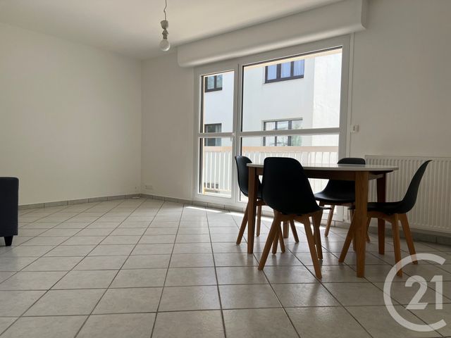 Appartement F3 à louer - 3 pièces - 65.27 m2 - LE PLESSIS TREVISE - 94 - ILE-DE-FRANCE - Century 21 Immobilière De Coeuilly
