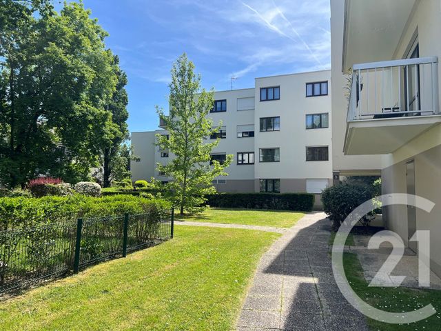 Appartement F3 à louer - 3 pièces - 65.27 m2 - LE PLESSIS TREVISE - 94 - ILE-DE-FRANCE - Century 21 Immobilière De Coeuilly