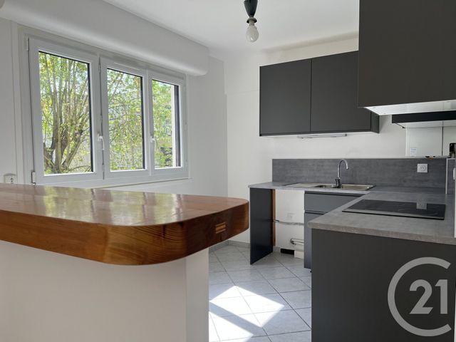 Appartement F3 à louer - 3 pièces - 65.27 m2 - LE PLESSIS TREVISE - 94 - ILE-DE-FRANCE - Century 21 Immobilière De Coeuilly