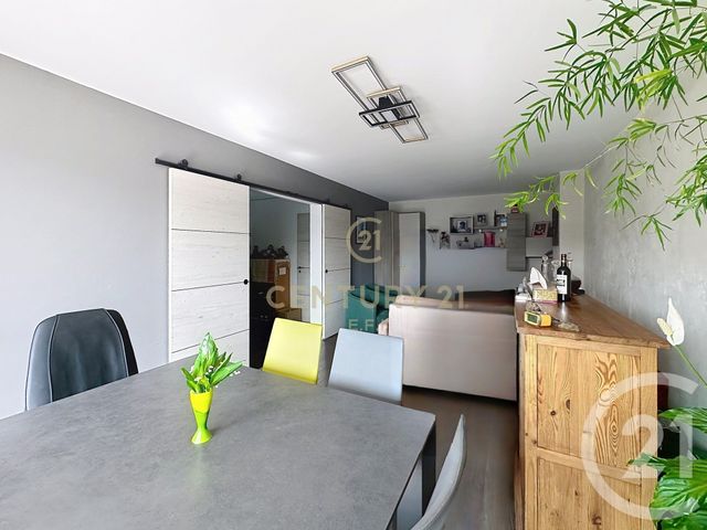 Appartement Duplex à vendre - 5 pièces - 113.26 m2 - LE PLESSIS TREVISE - 94 - ILE-DE-FRANCE - Century 21 Immobilière De Coeuilly
