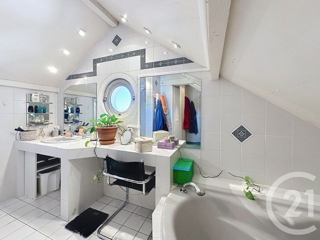 Appartement Duplex à vendre - 5 pièces - 113.26 m2 - LE PLESSIS TREVISE - 94 - ILE-DE-FRANCE - Century 21 Immobilière De Coeuilly