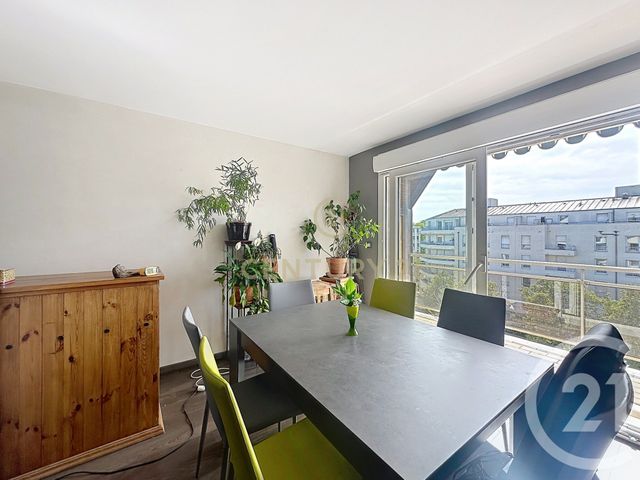 Appartement Duplex à vendre - 5 pièces - 113.26 m2 - LE PLESSIS TREVISE - 94 - ILE-DE-FRANCE - Century 21 Immobilière De Coeuilly