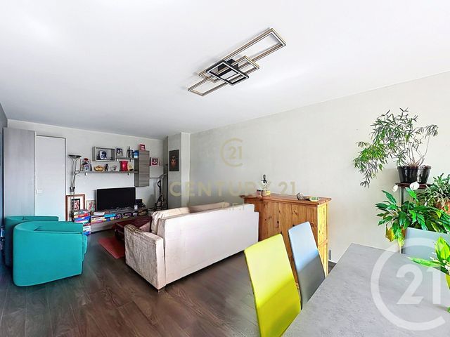 Appartement Duplex à vendre - 5 pièces - 113.26 m2 - LE PLESSIS TREVISE - 94 - ILE-DE-FRANCE - Century 21 Immobilière De Coeuilly