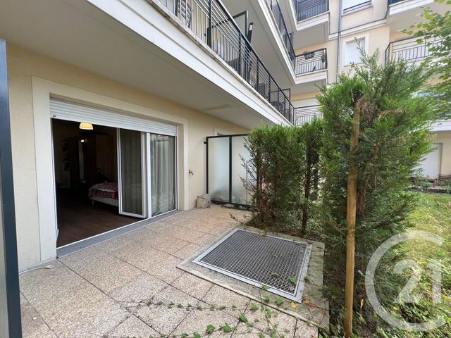Appartement Studio à louer - 1 pièce - 45.61 m2 - VILLIERS SUR MARNE - 94 - ILE-DE-FRANCE - Century 21 Immobilière De Coeuilly