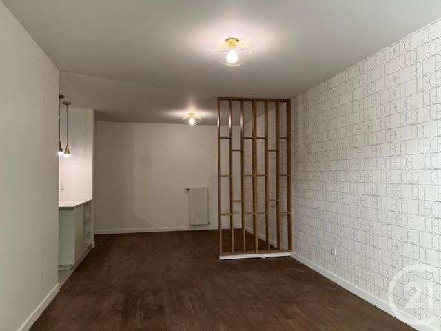 Appartement Studio à louer - 1 pièce - 45.61 m2 - VILLIERS SUR MARNE - 94 - ILE-DE-FRANCE - Century 21 Immobilière De Coeuilly