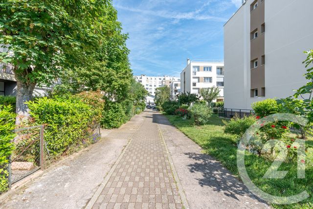 Appartement F3 à vendre - 3 pièces - 59.95 m2 - CHAMPIGNY SUR MARNE - 94 - ILE-DE-FRANCE - Century 21 Immobilière De Coeuilly