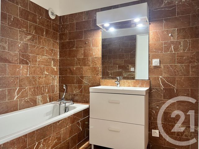 Appartement F3 à louer - 3 pièces - 72.35 m2 - VILLIERS SUR MARNE - 94 - ILE-DE-FRANCE - Century 21 Immobilière De Coeuilly