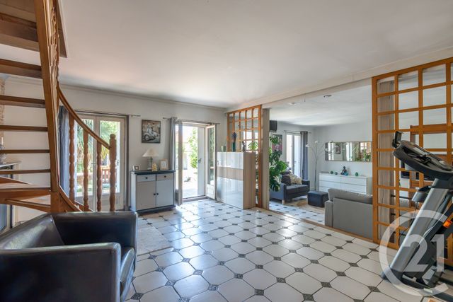 maison à vendre - 6 pièces - 138.88 m2 - VILLIERS SUR MARNE - 94 - ILE-DE-FRANCE - Century 21 Immobilière De Coeuilly