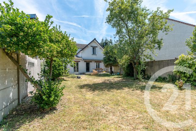 maison à vendre - 6 pièces - 138.88 m2 - VILLIERS SUR MARNE - 94 - ILE-DE-FRANCE - Century 21 Immobilière De Coeuilly