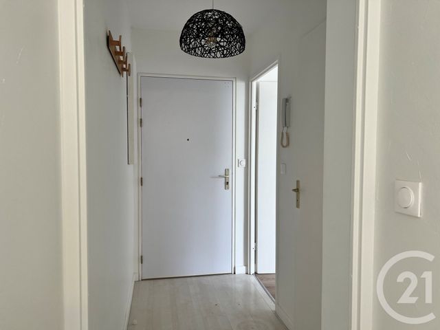 Appartement F2 à louer - 2 pièces - 39.22 m2 - VILLIERS SUR MARNE - 94 - ILE-DE-FRANCE - Century 21 Immobilière De Coeuilly