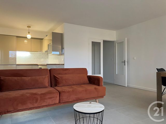 Appartement F2 à louer - 2 pièces - 47.32 m2 - VILLIERS SUR MARNE - 94 - ILE-DE-FRANCE - Century 21 Immobilière De Coeuilly