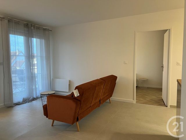 Appartement F2 à louer - 2 pièces - 47.32 m2 - VILLIERS SUR MARNE - 94 - ILE-DE-FRANCE - Century 21 Immobilière De Coeuilly