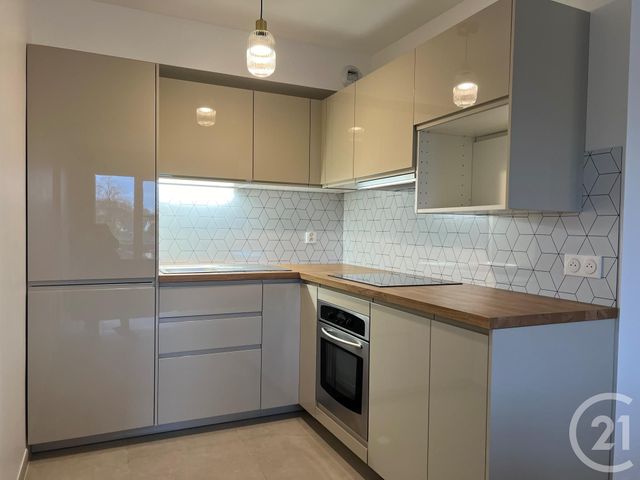 Appartement F2 à louer - 2 pièces - 47.32 m2 - VILLIERS SUR MARNE - 94 - ILE-DE-FRANCE - Century 21 Immobilière De Coeuilly