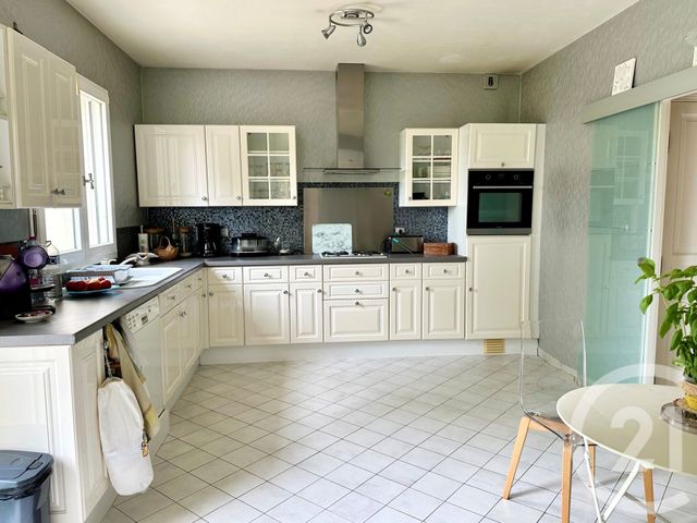 maison à vendre - 8 pièces - 159.07 m2 - VILLIERS SUR MARNE - 94 - ILE-DE-FRANCE - Century 21 Immobilière De Coeuilly
