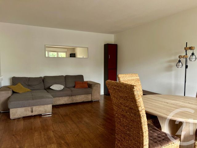 Appartement F3 à louer - 3 pièces - 58.8 m2 - VILLIERS SUR MARNE - 94 - ILE-DE-FRANCE - Century 21 Immobilière De Coeuilly