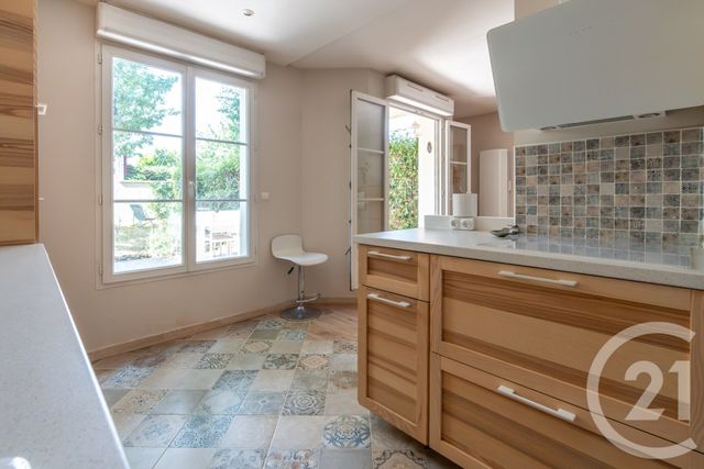 Appartement F3 à vendre - 3 pièces - 59.9 m2 - CHAMPIGNY SUR MARNE - 94 - ILE-DE-FRANCE - Century 21 Immobilière De Coeuilly