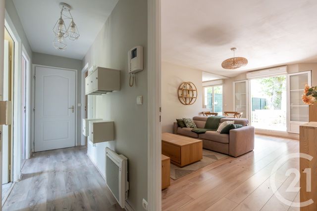 Appartement F3 à vendre - 3 pièces - 59.9 m2 - CHAMPIGNY SUR MARNE - 94 - ILE-DE-FRANCE - Century 21 Immobilière De Coeuilly