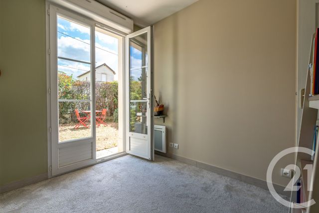 Appartement F3 à vendre - 3 pièces - 59.9 m2 - CHAMPIGNY SUR MARNE - 94 - ILE-DE-FRANCE - Century 21 Immobilière De Coeuilly