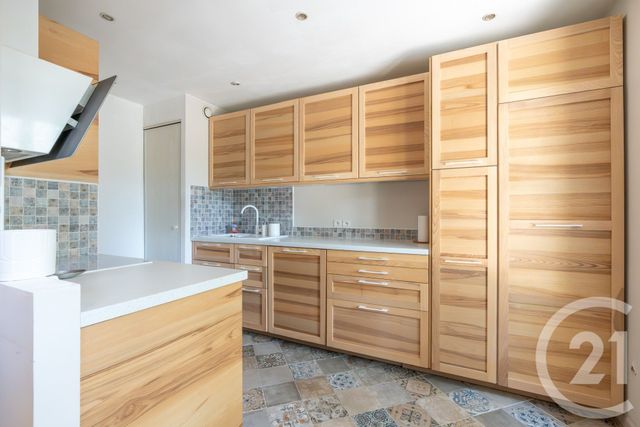 Appartement F3 à vendre - 3 pièces - 59.9 m2 - CHAMPIGNY SUR MARNE - 94 - ILE-DE-FRANCE - Century 21 Immobilière De Coeuilly