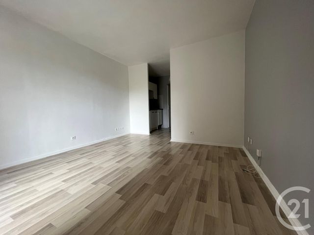 Appartement F1 à louer - 1 pièce - 22.59 m2 - VILLIERS SUR MARNE - 94 - ILE-DE-FRANCE - Century 21 Immobilière De Coeuilly