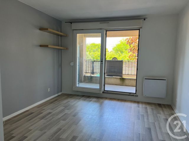 Appartement F1 à louer - 1 pièce - 22.59 m2 - VILLIERS SUR MARNE - 94 - ILE-DE-FRANCE - Century 21 Immobilière De Coeuilly