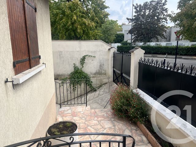 maison à louer - 5 pièces - 90.39 m2 - CHAMPIGNY SUR MARNE - 94 - ILE-DE-FRANCE - Century 21 Immobilière De Coeuilly