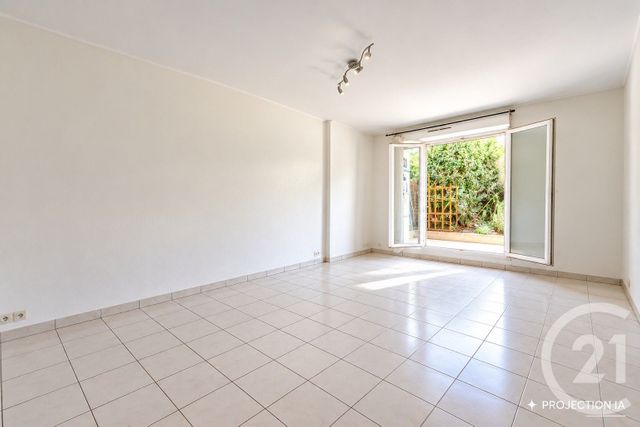Appartement F3 à vendre - 3 pièces - 60.87 m2 - LE PLESSIS TREVISE - 94 - ILE-DE-FRANCE - Century 21 Immobilière De Coeuilly