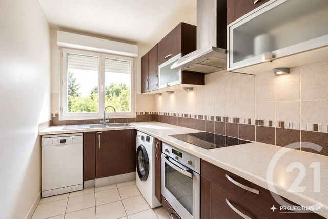 Appartement F3 à vendre - 3 pièces - 60.87 m2 - LE PLESSIS TREVISE - 94 - ILE-DE-FRANCE - Century 21 Immobilière De Coeuilly