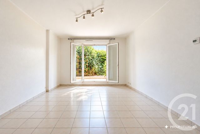 Appartement F3 à vendre - 3 pièces - 60.87 m2 - LE PLESSIS TREVISE - 94 - ILE-DE-FRANCE - Century 21 Immobilière De Coeuilly