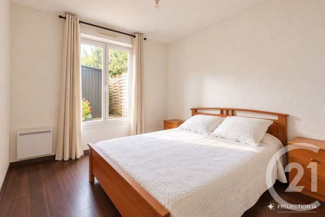 Appartement F3 à vendre - 3 pièces - 60.87 m2 - LE PLESSIS TREVISE - 94 - ILE-DE-FRANCE - Century 21 Immobilière De Coeuilly