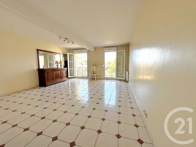 Appartement F5 à vendre - 5 pièces - 101.2 m2 - VILLIERS SUR MARNE - 94 - ILE-DE-FRANCE - Century 21 Immobilière De Coeuilly