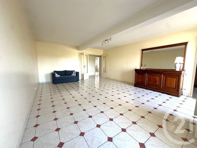 Appartement F5 à vendre - 5 pièces - 101.2 m2 - VILLIERS SUR MARNE - 94 - ILE-DE-FRANCE - Century 21 Immobilière De Coeuilly