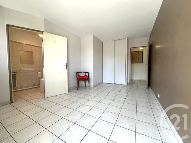 Appartement F5 à vendre - 5 pièces - 101.2 m2 - VILLIERS SUR MARNE - 94 - ILE-DE-FRANCE - Century 21 Immobilière De Coeuilly
